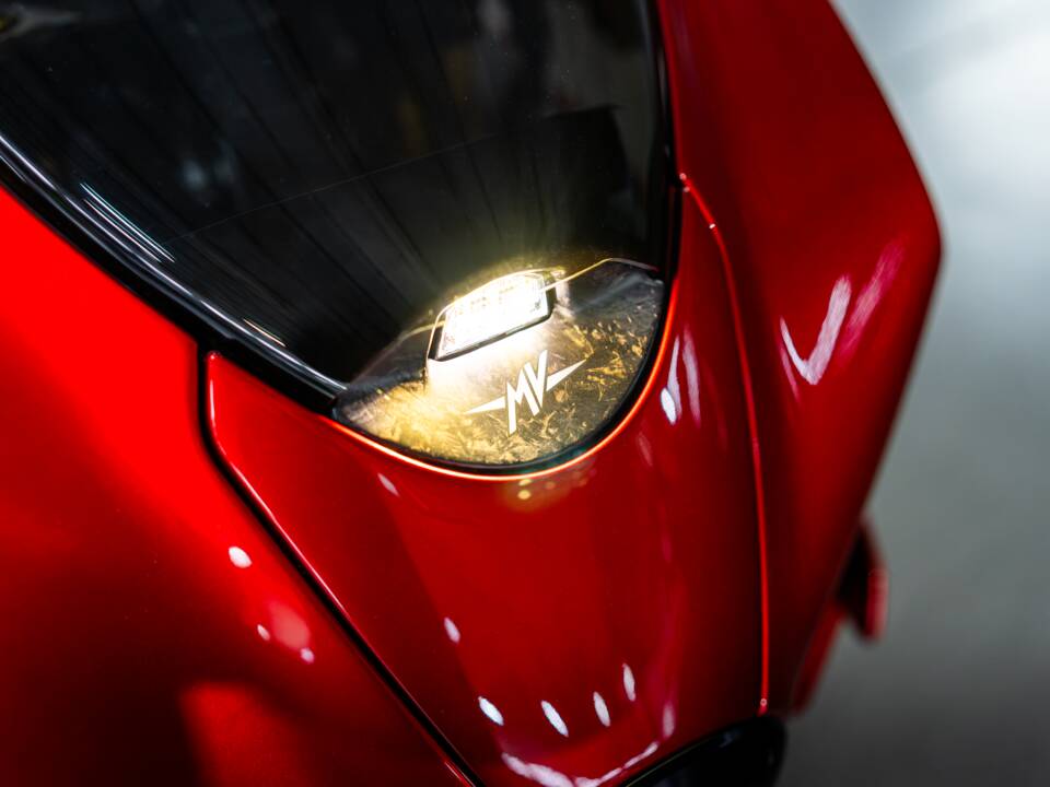 Bild 38/38 von MV Agusta DUMMY (2011)