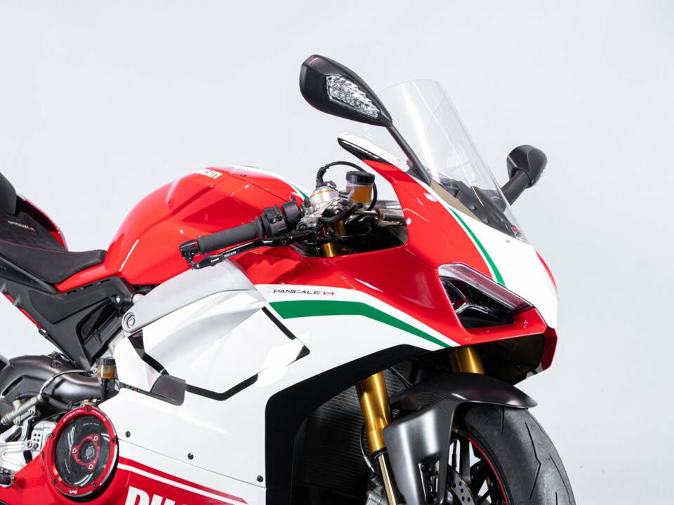 Image 32/50 of Ducati DUMMY (2018)