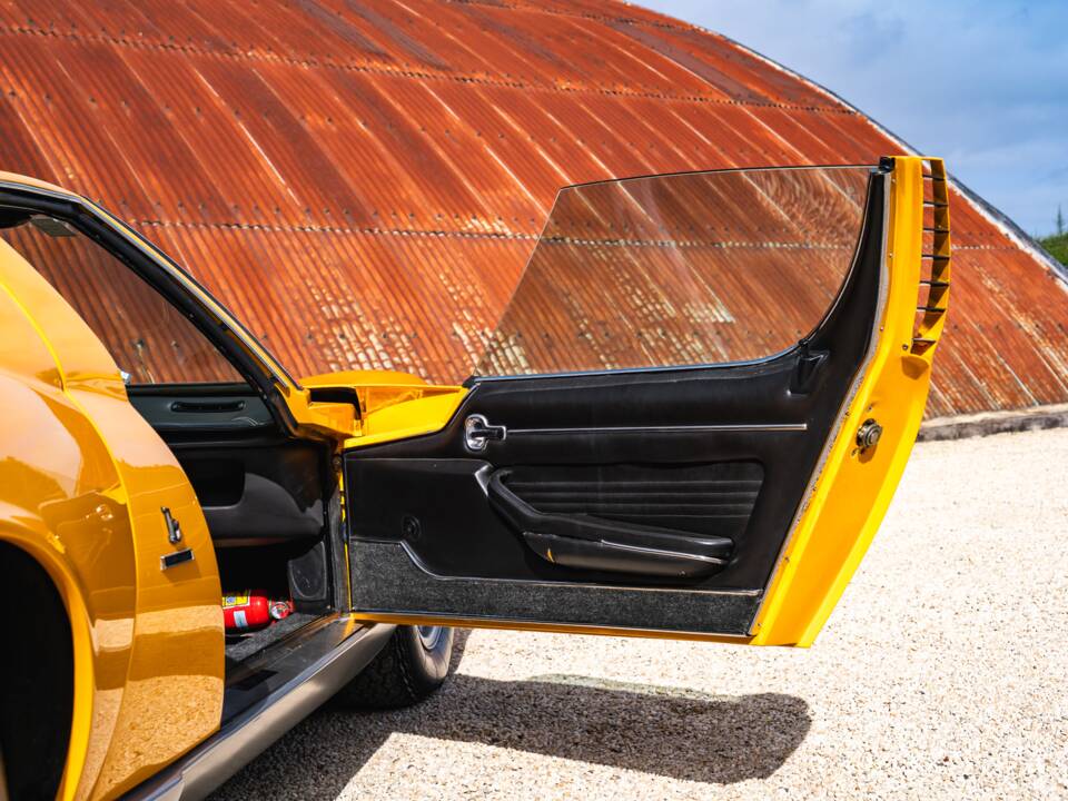Afbeelding 31/56 van Lamborghini Miura P 400 S (1969)