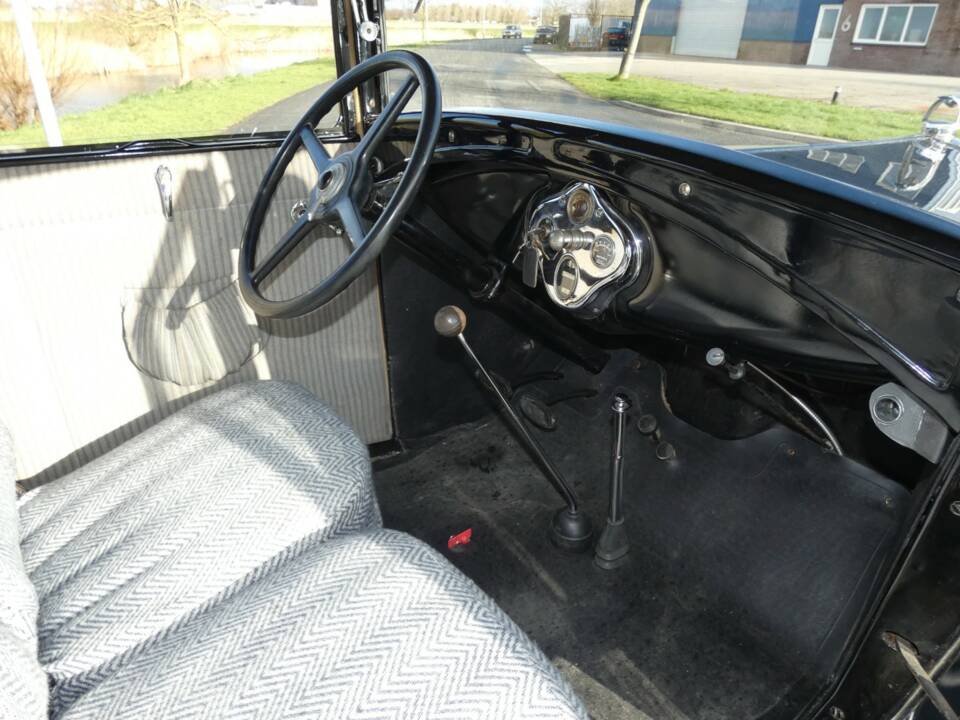 Immagine 26/43 di Ford Model A Tudor Sedan (1931)