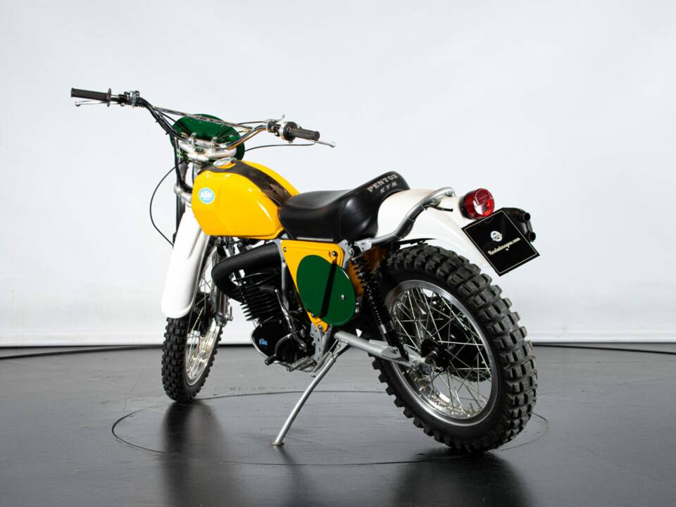 Image 2/50 of KTM 250 MC/GS (1973)