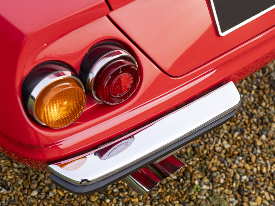 Image 25/40 of Ferrari 365 GTB&#x2F;4 Spyder (1973)