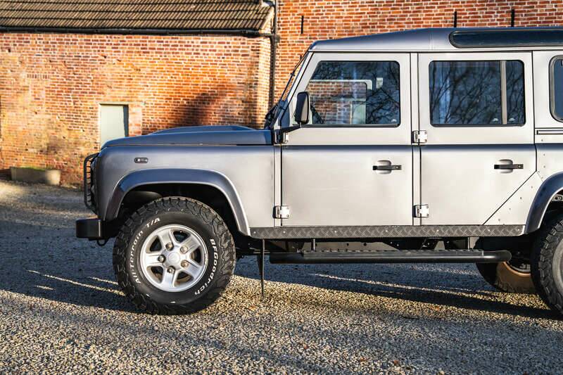 Immagine 40/50 di Land Rover Defender 110 (2008)