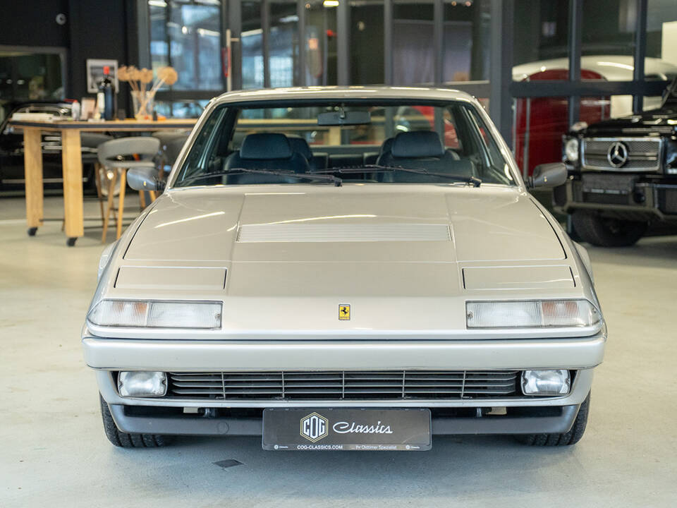 Image 16/99 of Ferrari 412 (1988)