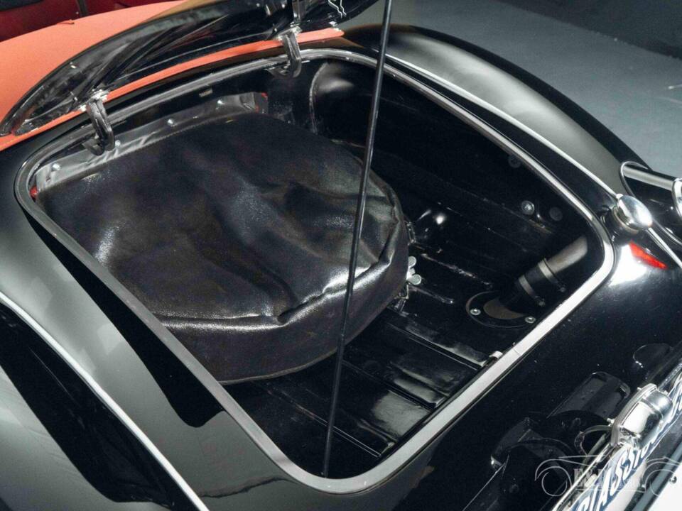 Image 6/19 of MG MGA 1500 (1955)