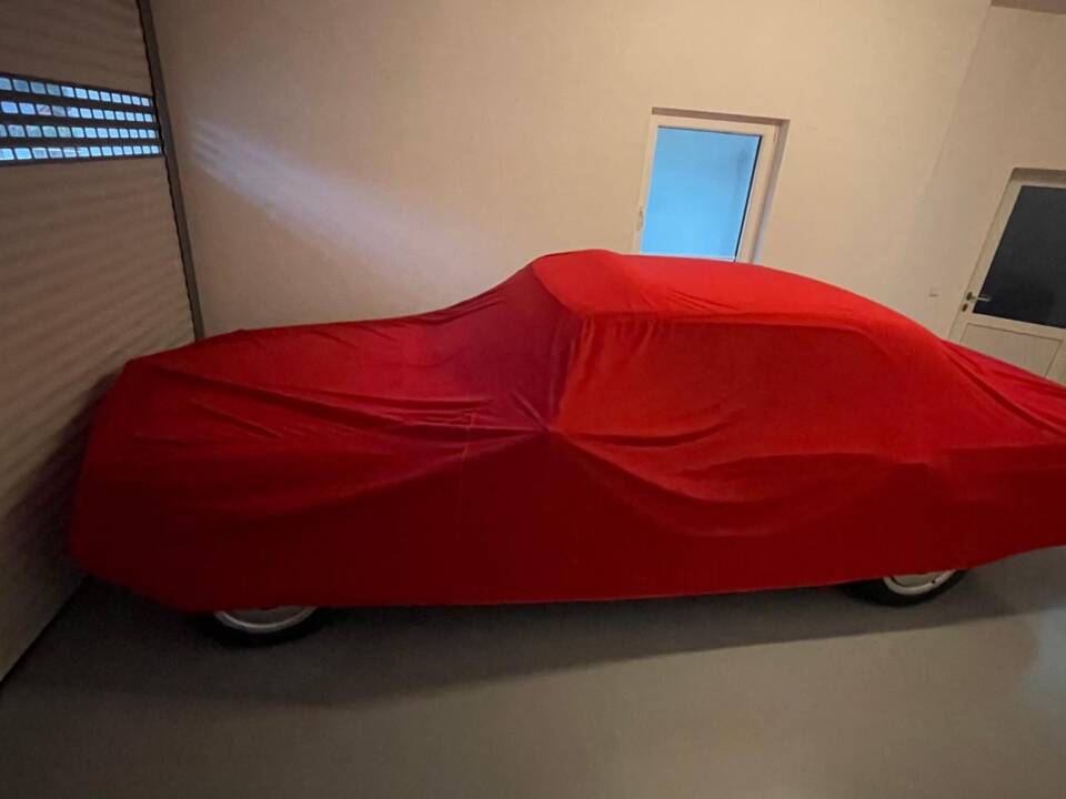 Image 23/40 of Mercedes-Benz 260 SE (1988)