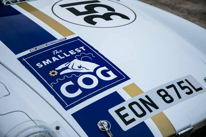 Image 36/42 of MG MGB GT (1972)