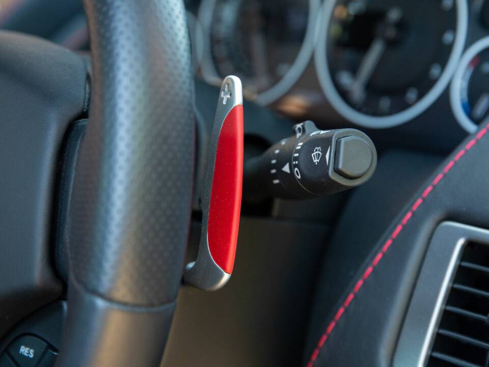 Image 37/50 of Aston Martin DBS (2012)