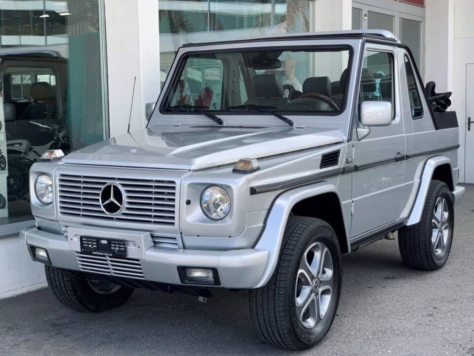 Image 7/16 of Mercedes-Benz G 400 CDI (SWB) (2001)