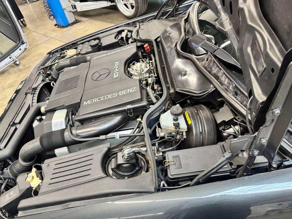 Bild 41/48 von Mercedes-Benz 500 SL 6.0 AMG (1991)