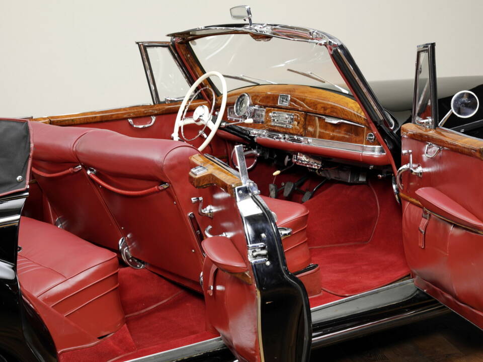 Image 17/21 de Mercedes-Benz 300 c Cabriolet D (1956)