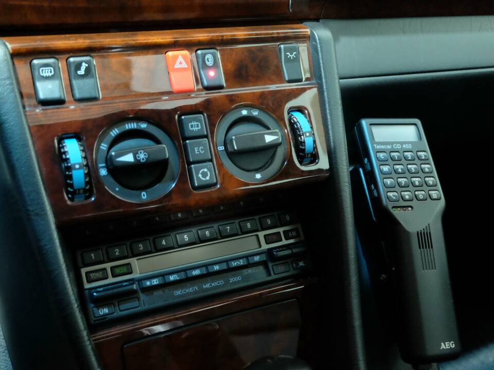 Bild 12/40 von Mercedes-Benz E 500 (1993)