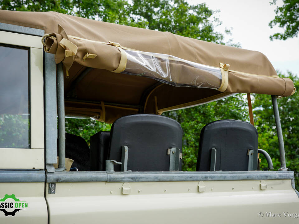 Image 50/55 of Land Rover 88 (1958)