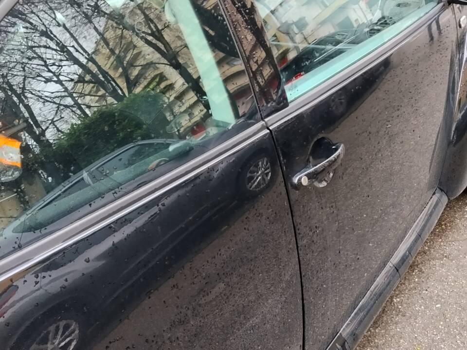 Afbeelding 3/6 van Volkswagen New Beetle 1.6 (2001)