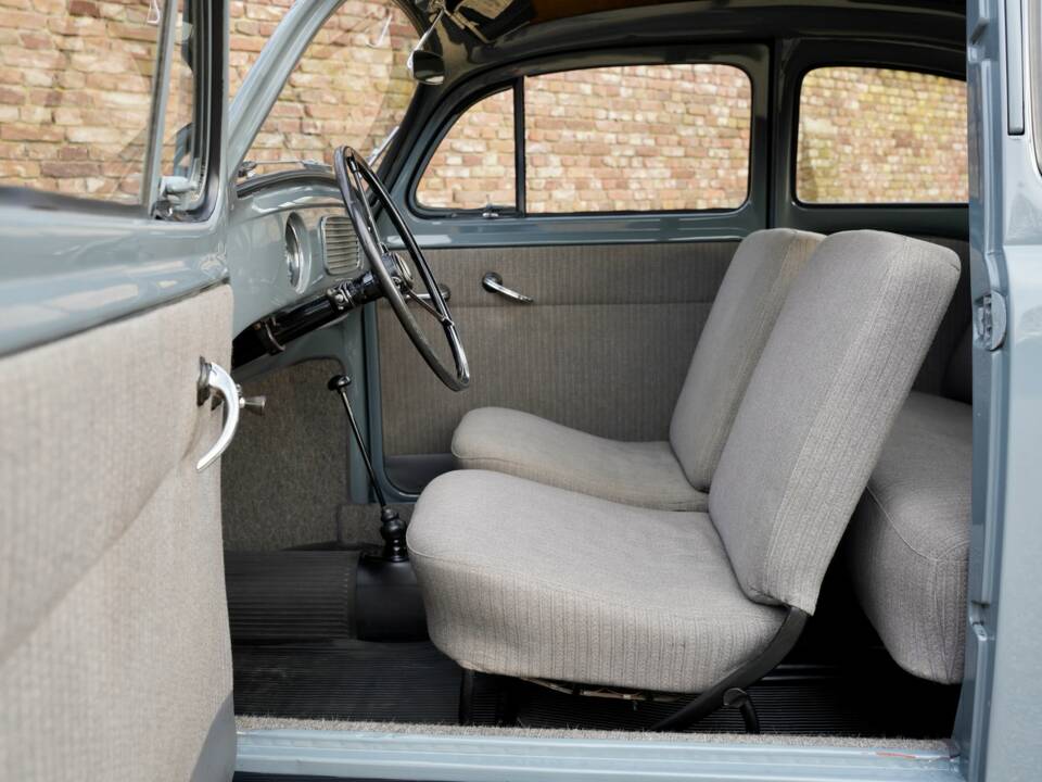 Image 35/50 de Volkswagen Käfer 1200 Standard "Ovali" (1955)