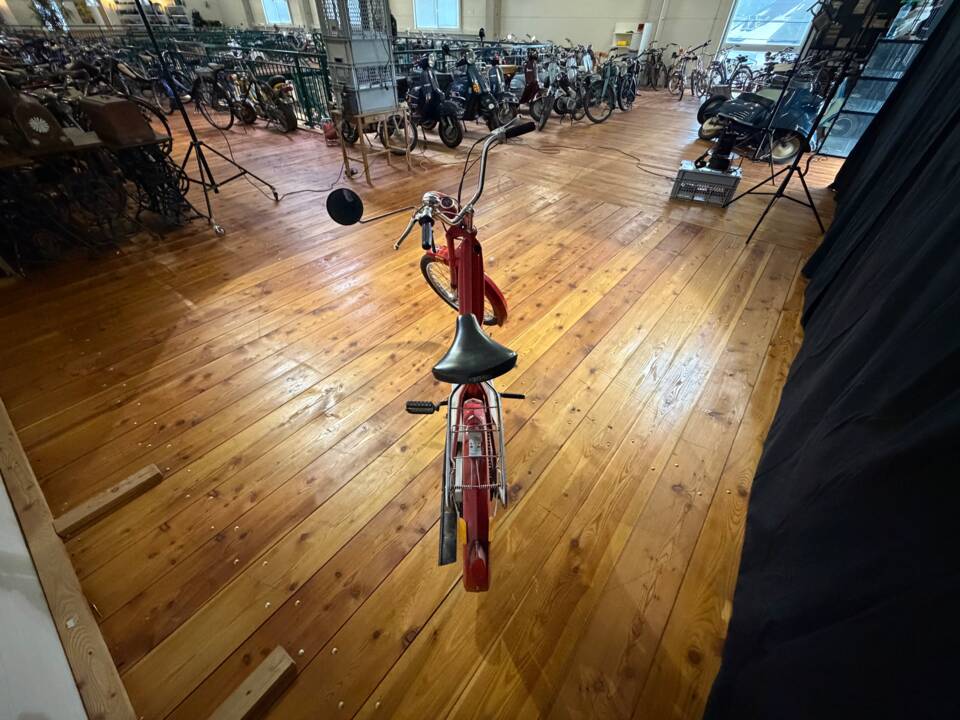 Bild 5/17 von Puch Maxi (1900)