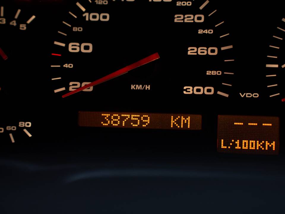 Image 33/43 of Porsche 928 GT (1991)