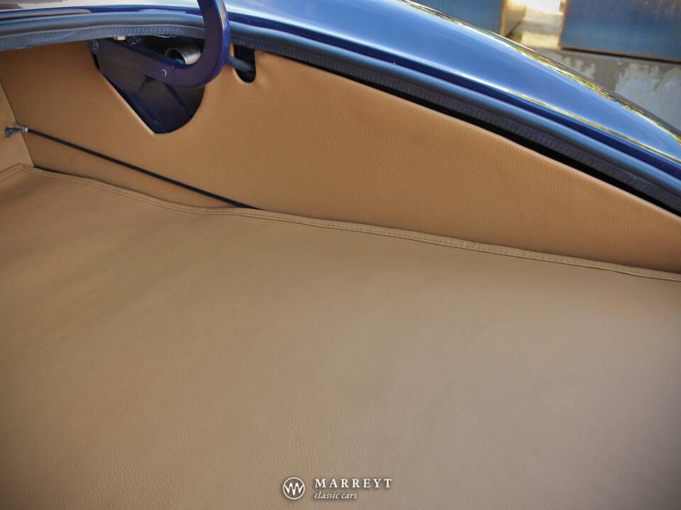 Image 70/80 de Jaguar Type E 4.2 (1966)