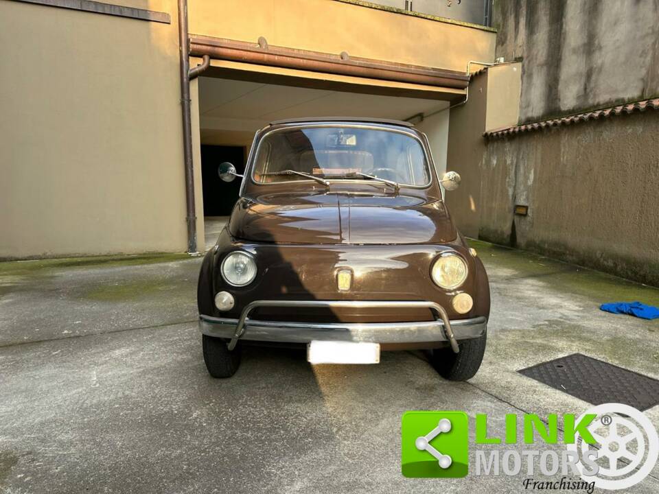 Image 3/10 of FIAT 500 L (1970)