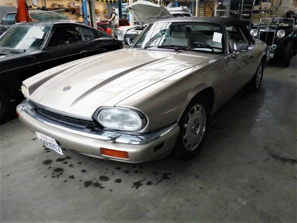 Immagine 30/35 di Jaguar XJS 4.0 (1994)