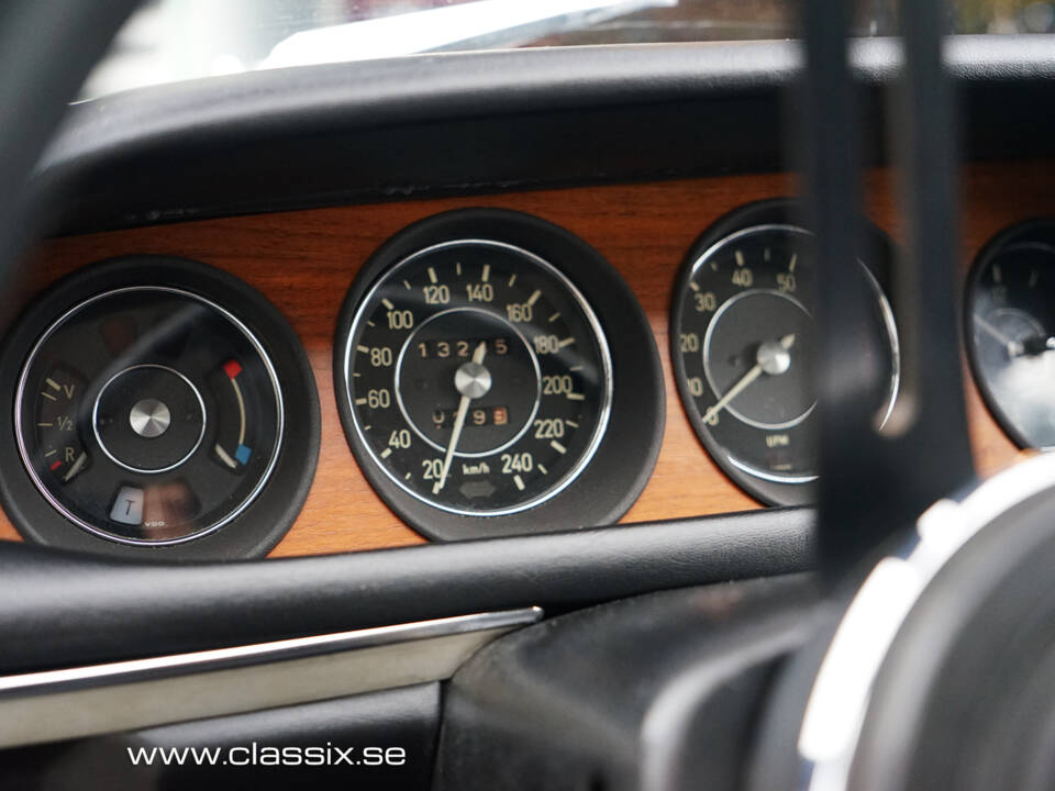 Bild 13/25 von BMW 2800 CS (1970)