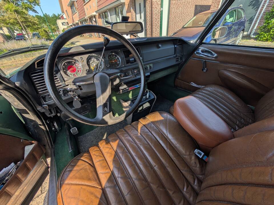 Image 9/25 of Citroën DS 23 Pallas (1975)