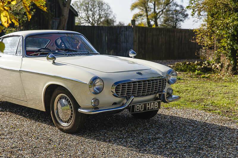 Image 39/50 of Volvo P 1800 (1962)