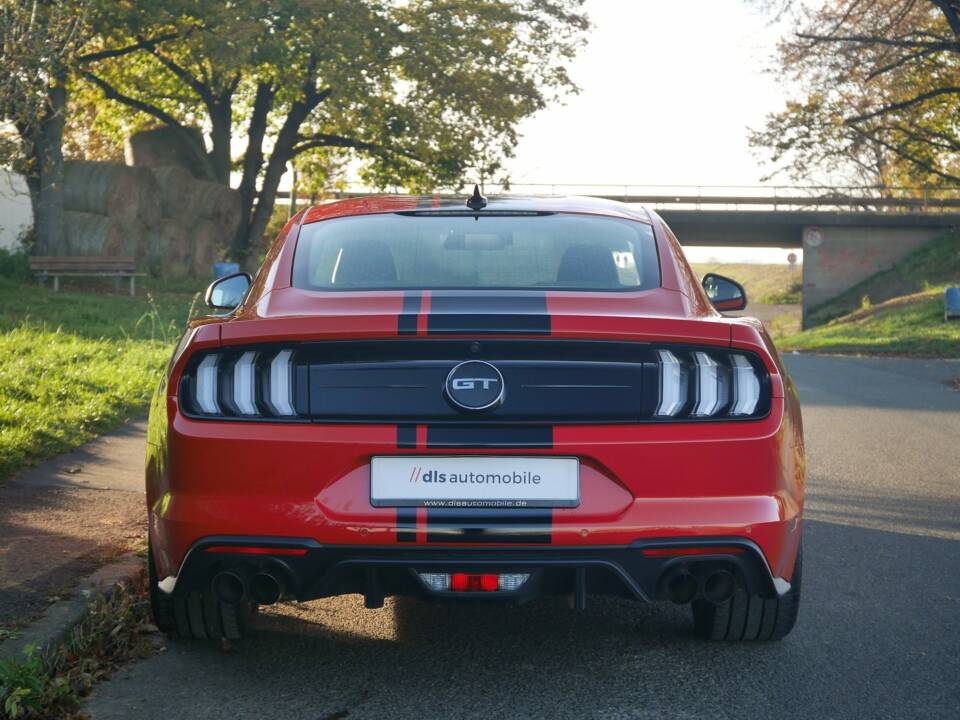 Bild 22/33 von Ford Mustang GT 5.0 V8 (2022)