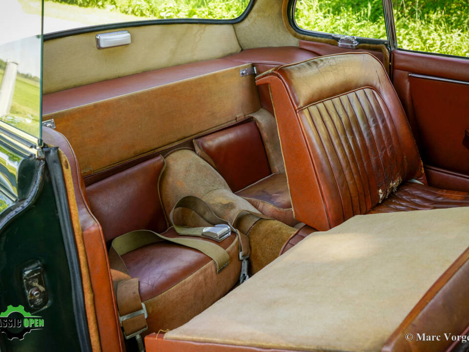 Image 16/53 of Jaguar XK 150 FHC (1958)