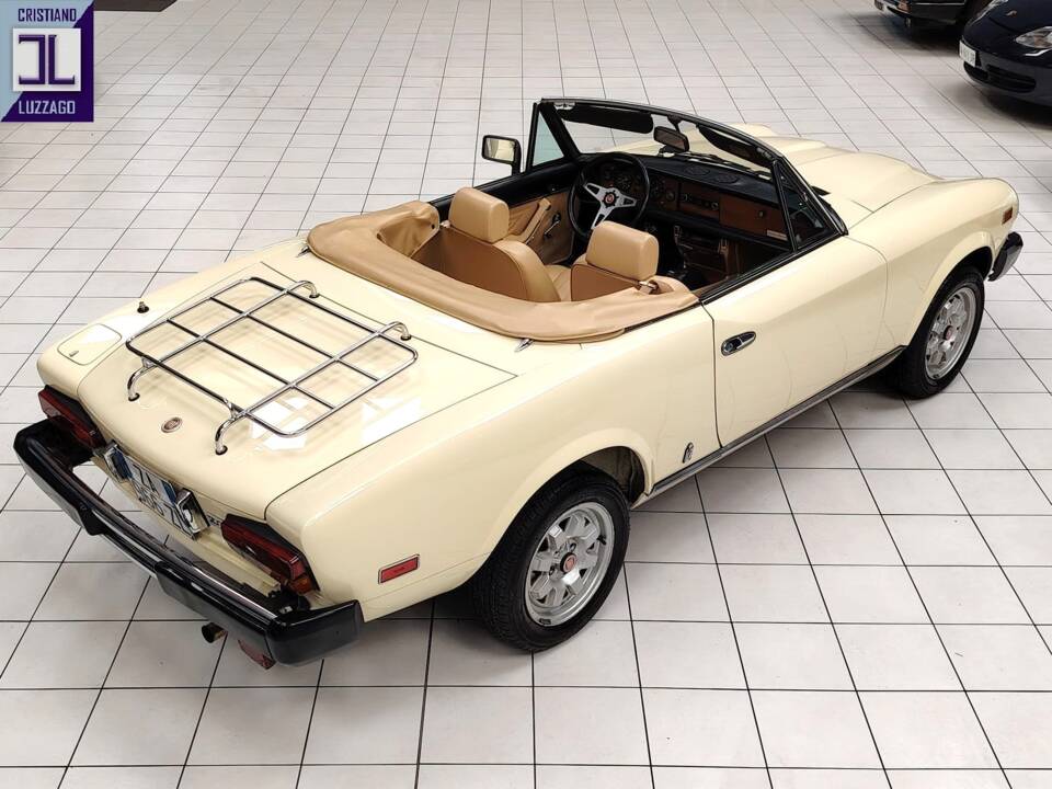 Image 12/64 of FIAT Spider 2000 (1982)