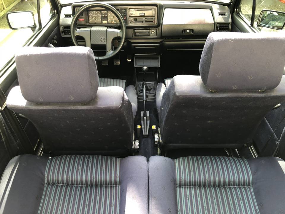 Afbeelding 8/39 van Volkswagen Golf I Cabrio 1.8 (1991)