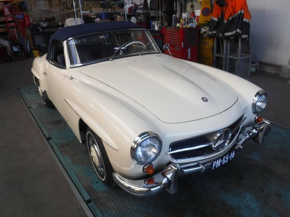 Imagen 46/50 de Mercedes-Benz 190 SL (1960)