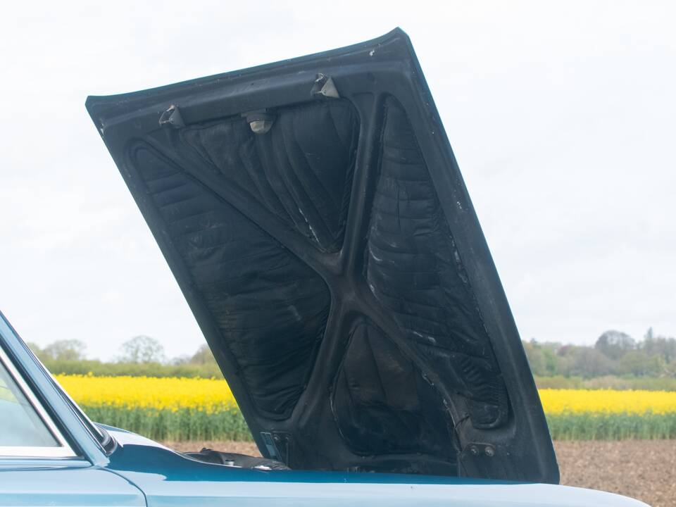 Image 27/50 of Rolls-Royce Silver Shadow I (1976)