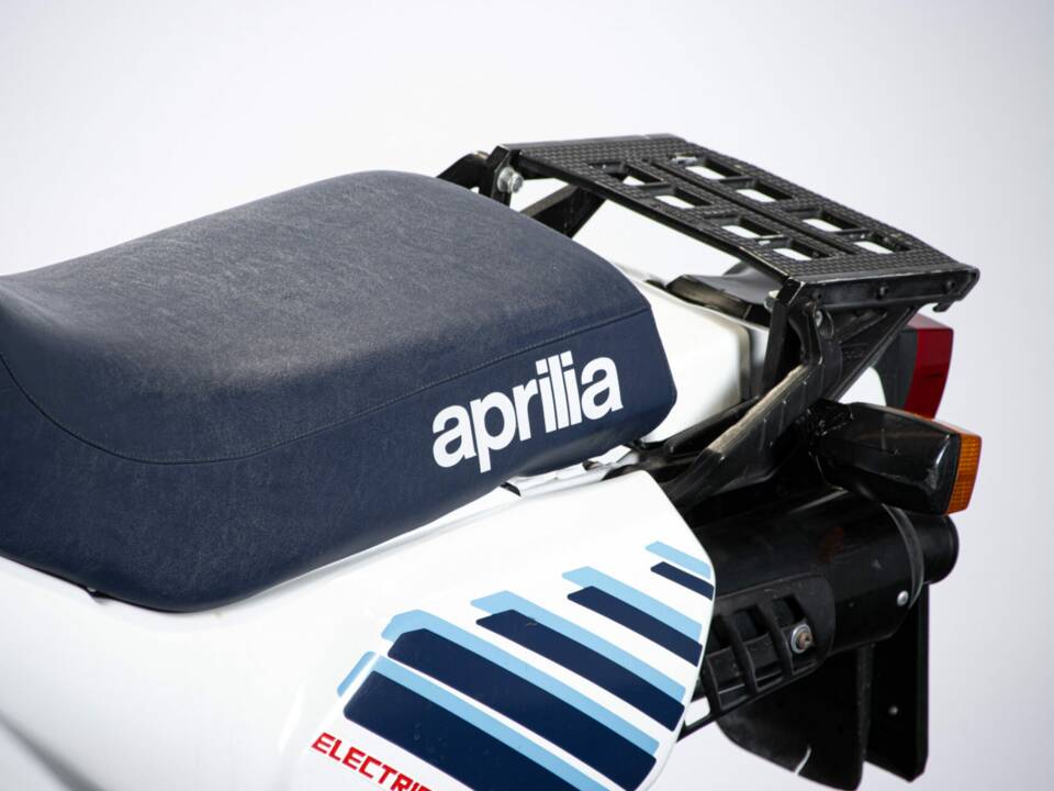 Image 44/45 of Aprilia Tuareg 350 Wind (1987)