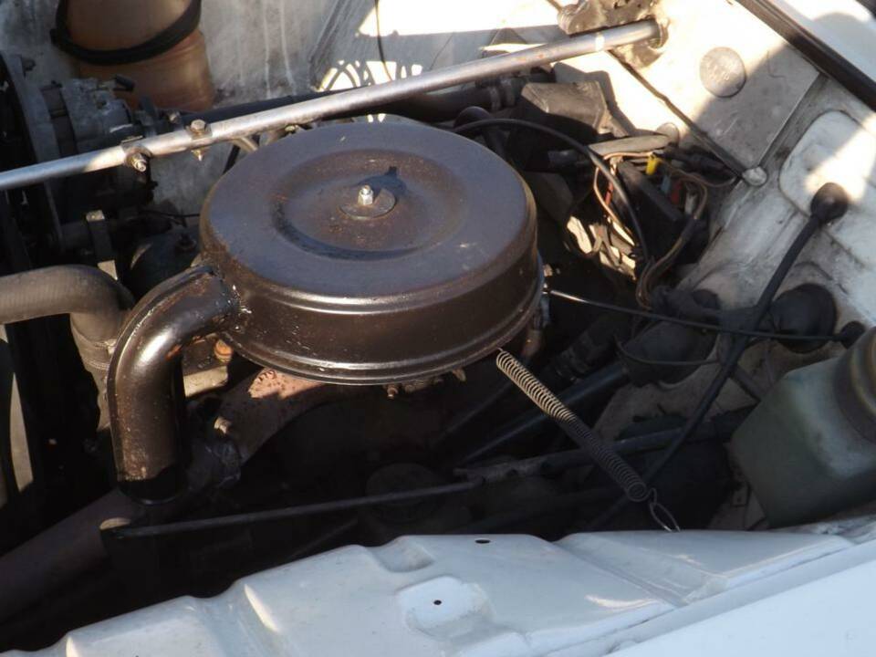 Bild 17/44 von Renault R 4 F4 (1982)