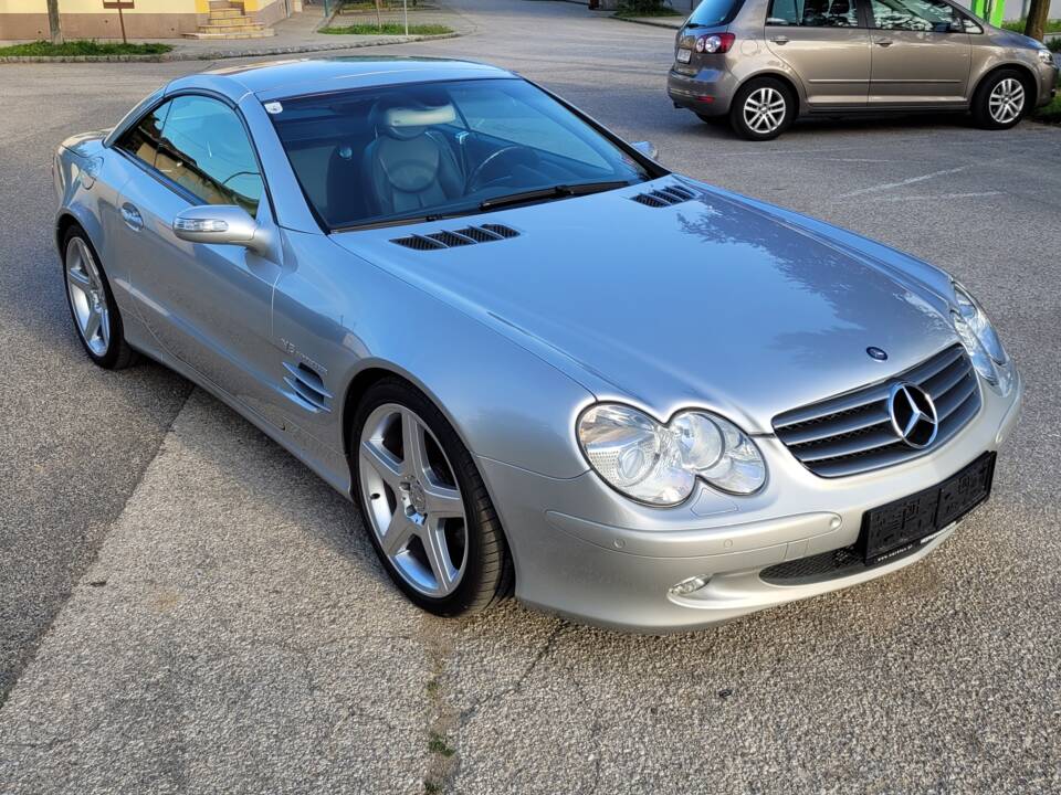 Bild 13/97 von Mercedes-Benz SL 500 (2004)