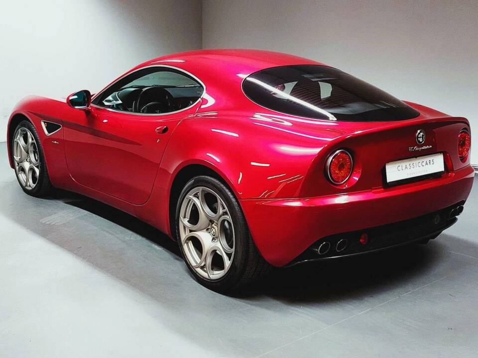 Afbeelding 6/15 van Alfa Romeo 8C Competizione (2009)