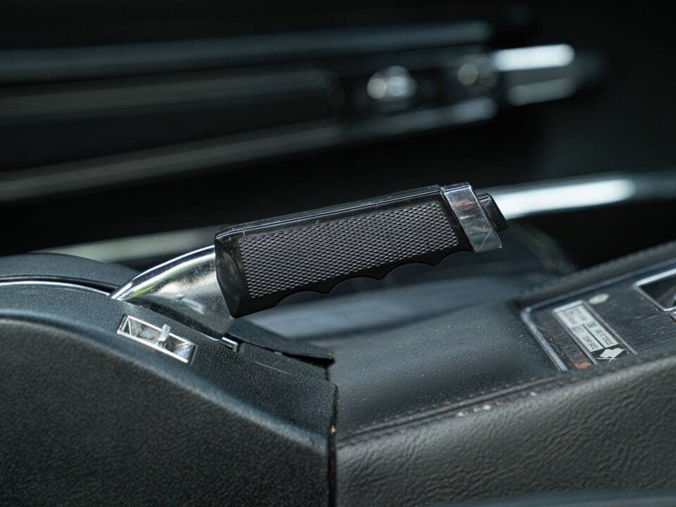 Image 43/50 of Chevrolet Corvette Stingray (1972)