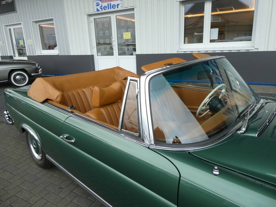 Afbeelding 19/26 van Mercedes-Benz 280 SE 3,5 (1970)