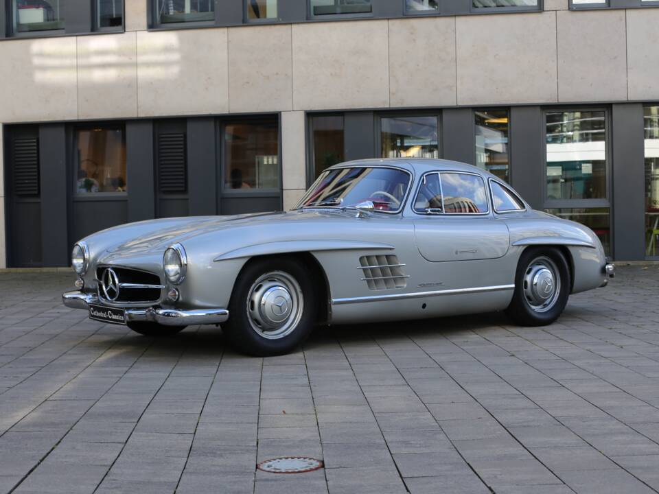 Image 31/37 of Mercedes-Benz 300 SL "Gullwing" (1954)