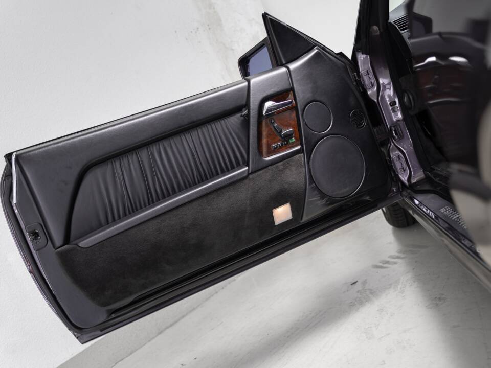Image 10/37 of Mercedes-Benz SL 320 (1993)