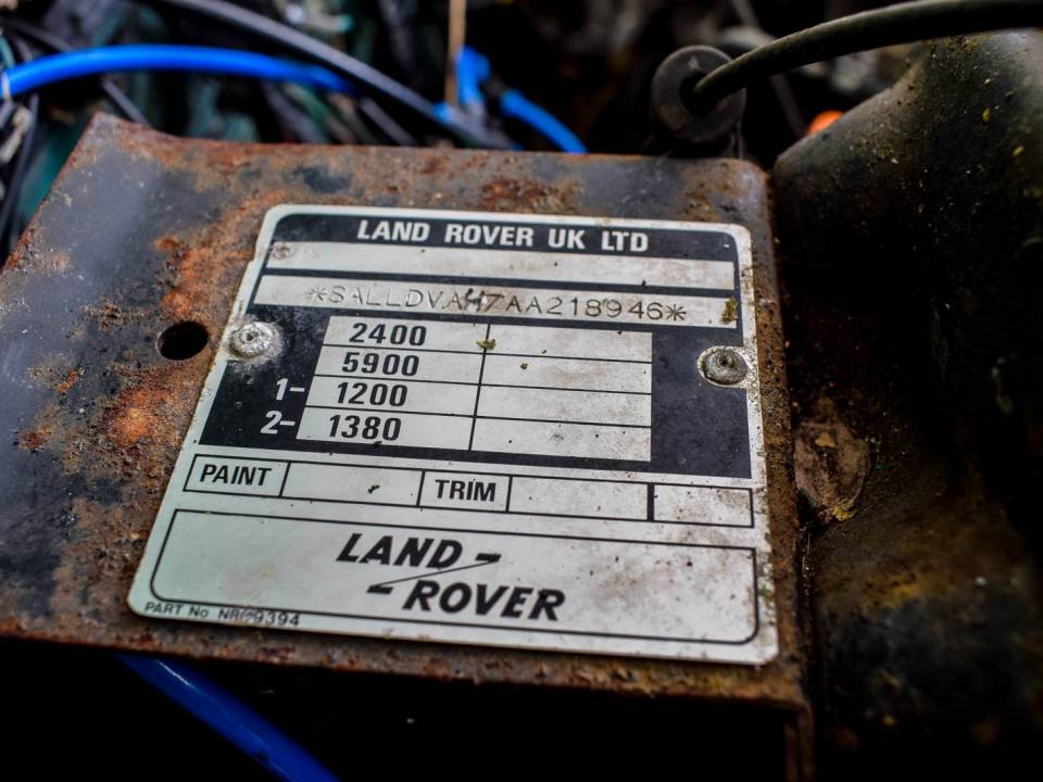 Bild 15/50 von Land Rover 90 (1984)