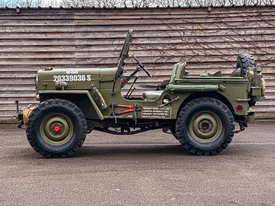Afbeelding 2/21 van Willys-Viasa CJ-3B (1961)
