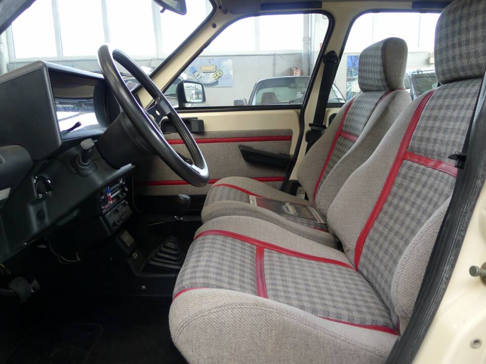 Image 37/42 of Citroën Visa GTI (1985)