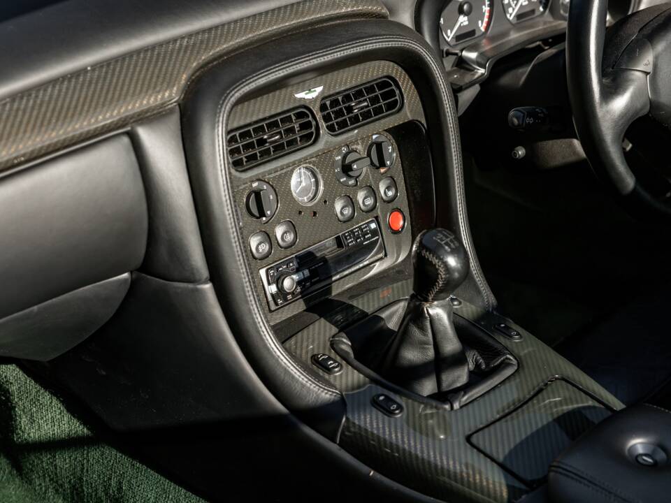 Bild 70/83 von Aston Martin DB 7 Vantage Volante (2001)