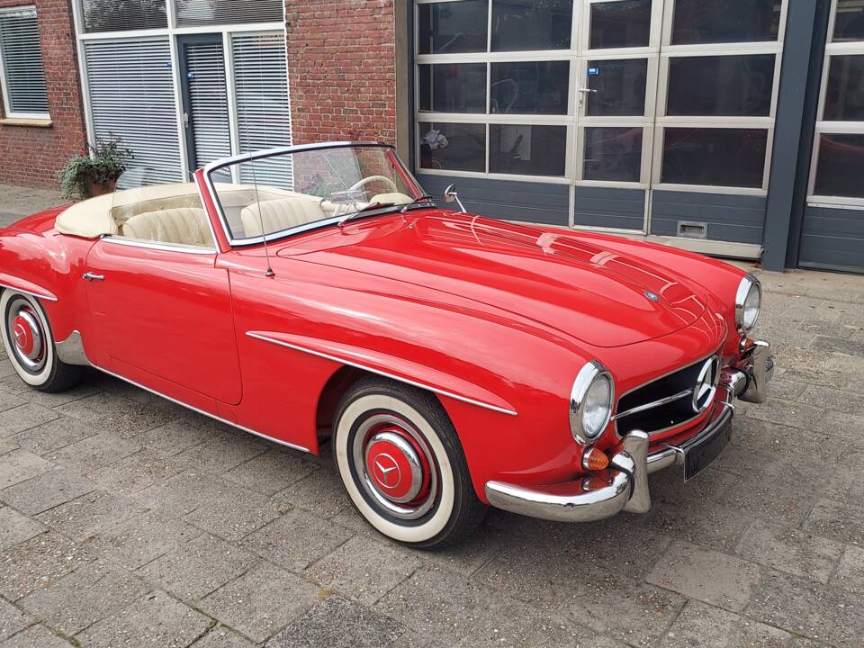 Image 1/34 of Mercedes-Benz 190 SL (1959)