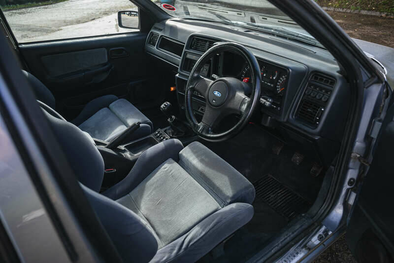 Bild 36/40 von Ford Sierra RS Cosworth (1990)