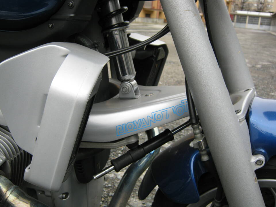 Immagine 6/9 di BMW DUMMY (2000)