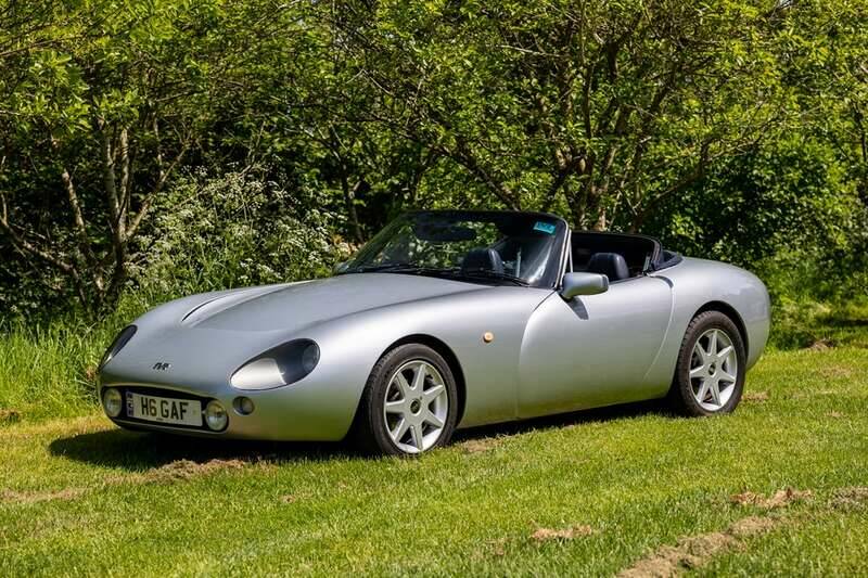 Image 16/50 of TVR Griffith 500 (1995)