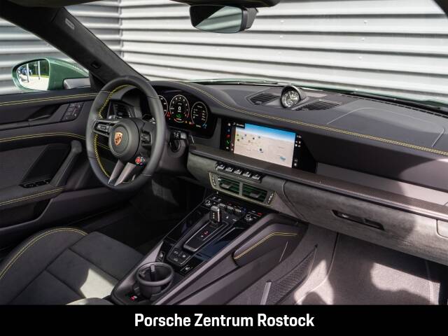 Obraz 22/33 pojazdu Porsche 911 Carrera GTS (1900)
